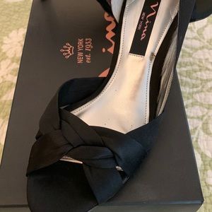 Beautiful black dressy shoes